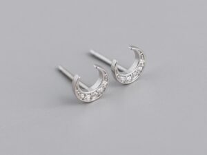 Luna Glow – Måneøreringe Sølv