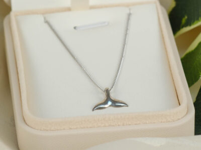 Whale Tail Mini