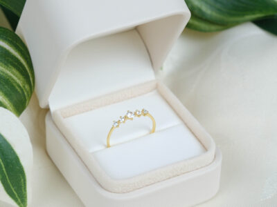 Forgyldt ring – Crystal Halo i 925 sterlingsølv fra Ginny De Luxe