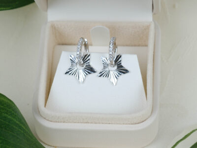 Leaf Charm