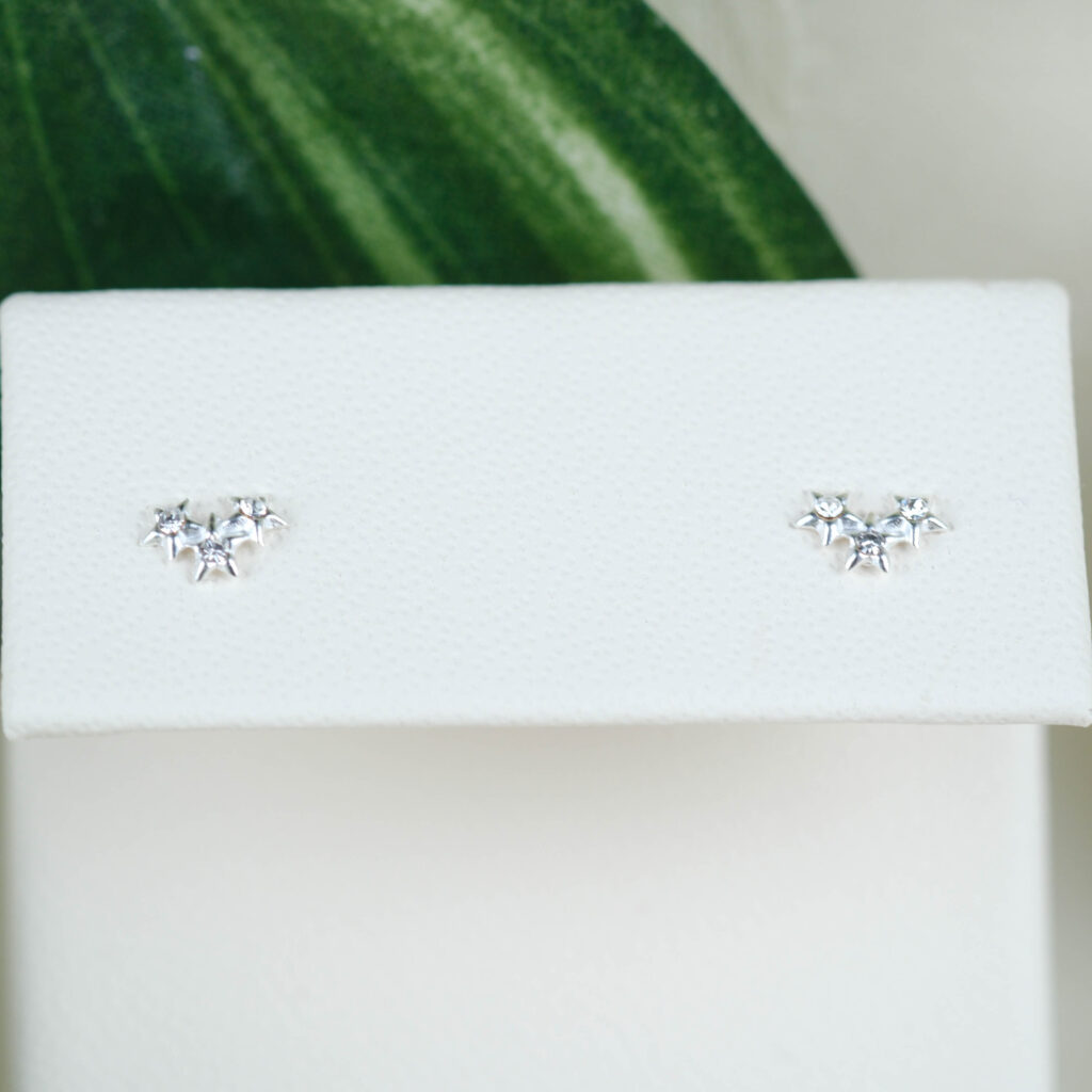 Sølv øreringe – Floral Studs i 925 sterlingsølv fra Ginny De Luxe